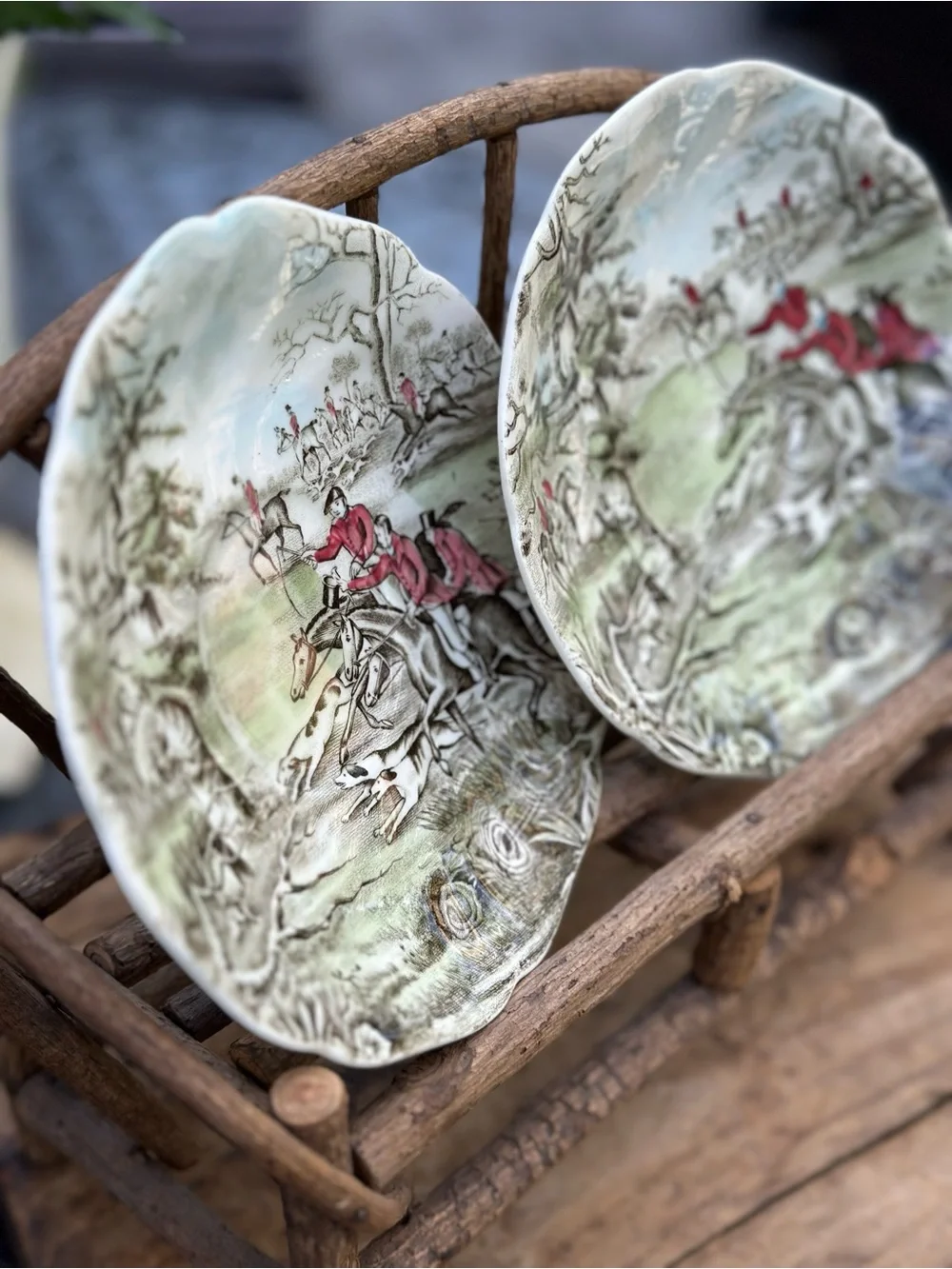 Vintage Johnson Bros Tally Ho View Halloo Saucers Set of 2 England - Picture 4 of 6